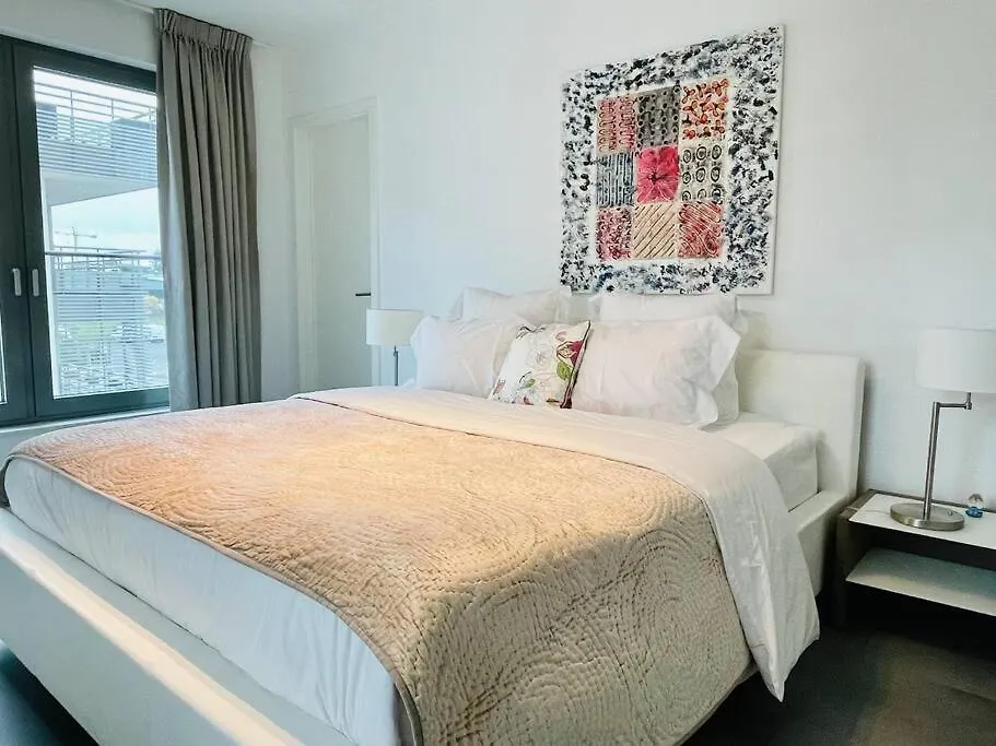 شقة Luxurious 3 Bedrooms With Parking And Terrace-Ber1 بيرترانج